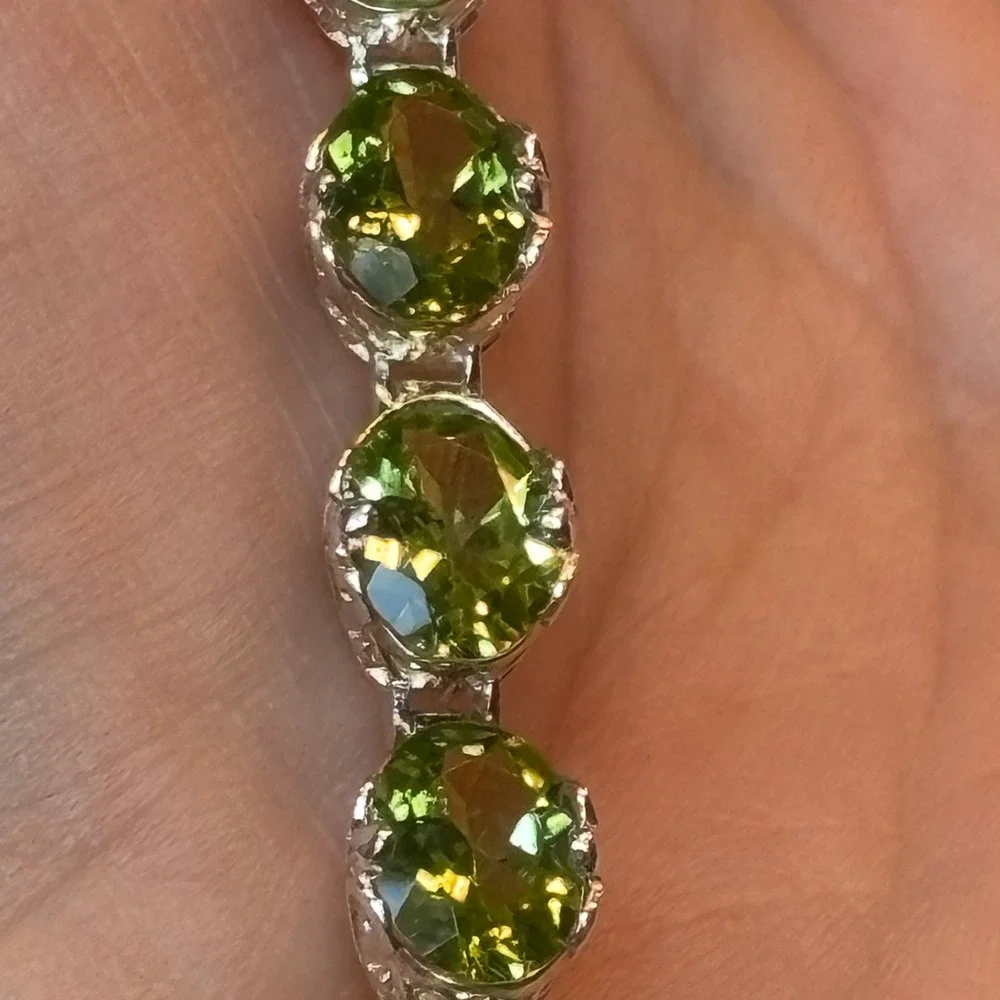 925 Sterling Silver Oval Peridot Tennis Bracelet 24.60ctw Green Gemstones 7.5